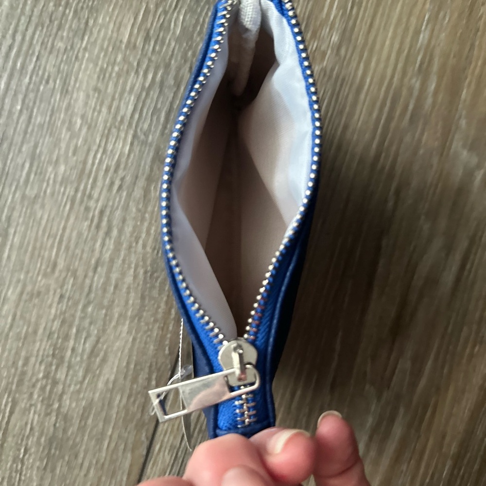 🌞 sale 3 for $15 Be brave blue coin pouch - Picture 4 of 5
